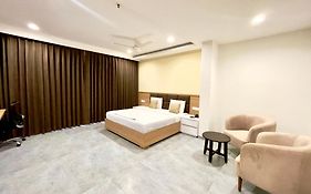 Hotel Chanakya